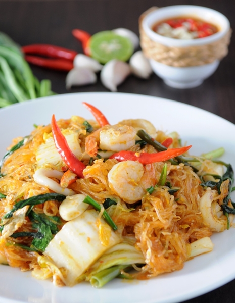 สุกี้ผัดแห้ง  ที่  เจ้าพระยาปาร์ค