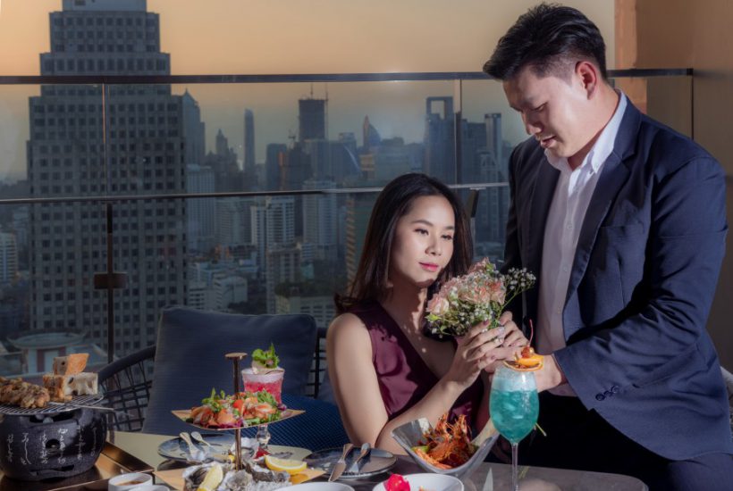 ดื่มด่ำกับบรรยากาศสุดโรแมนติกพร้อมคนรัก พร้อมมื้ออาหารสุดหรู  ณ โรงแรมคาร์ลตัน กรุงเทพฯ สุขุมวิท